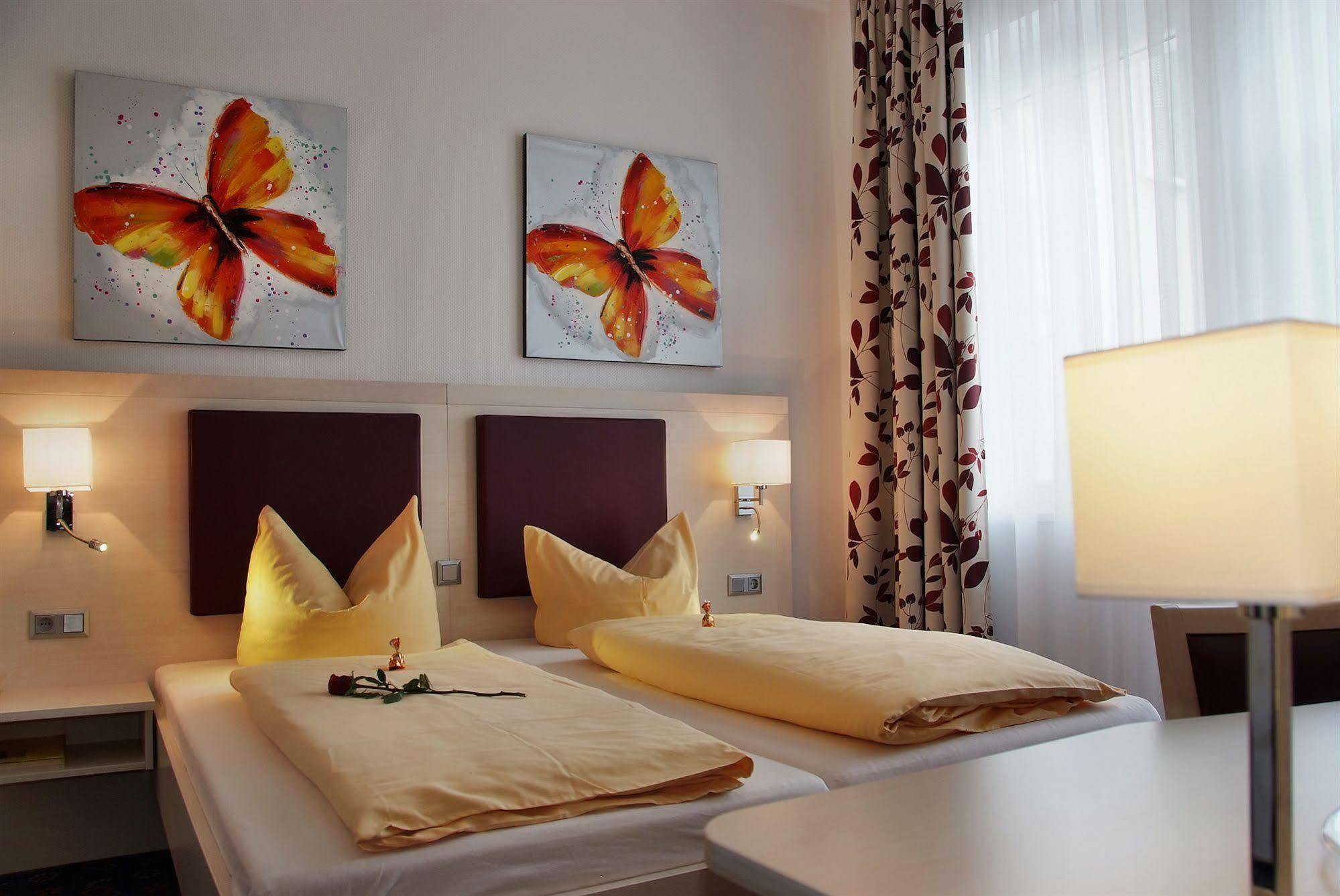Hotel Monopol Gelsenkirchen Extérieur photo