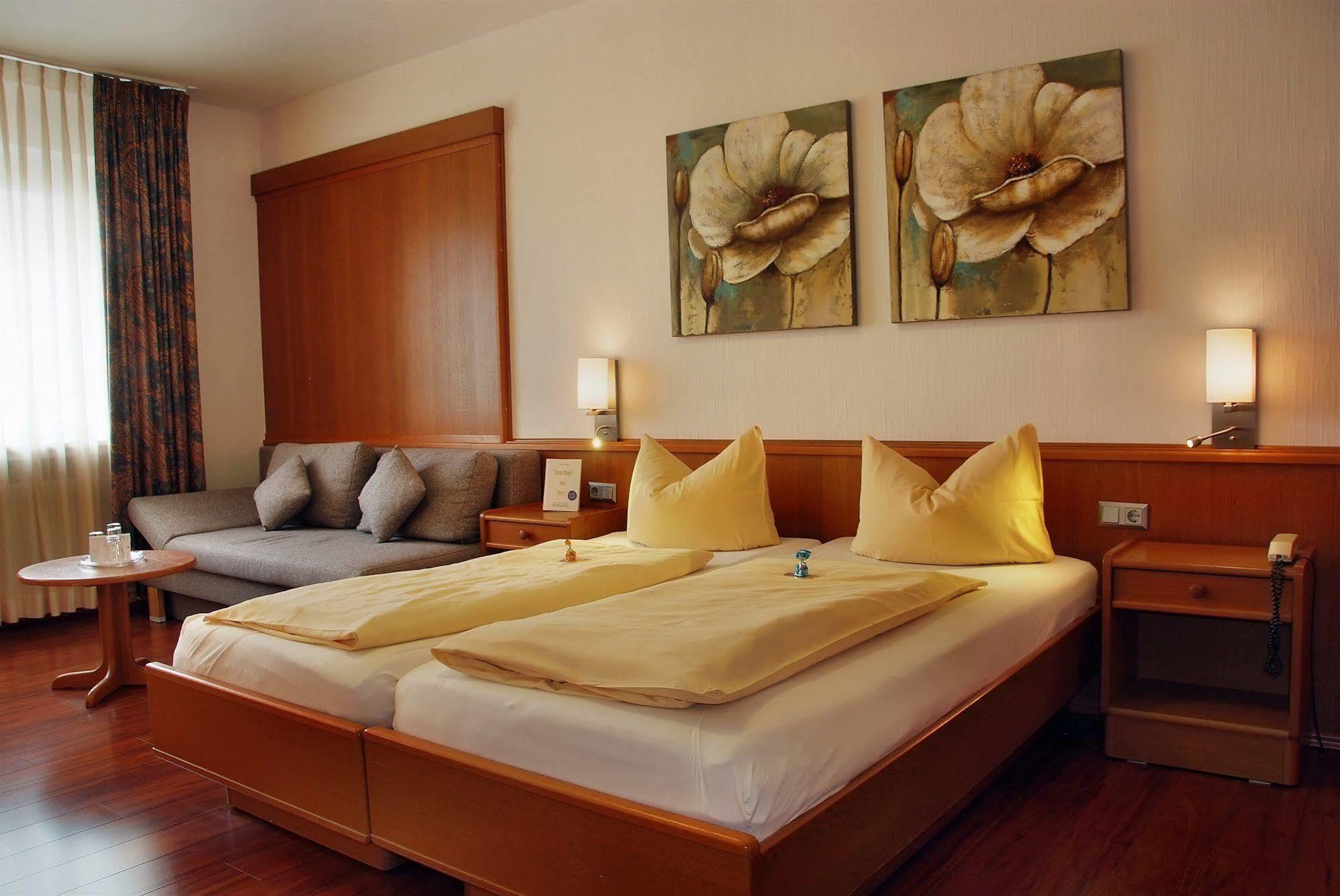 Hotel Monopol Gelsenkirchen Extérieur photo
